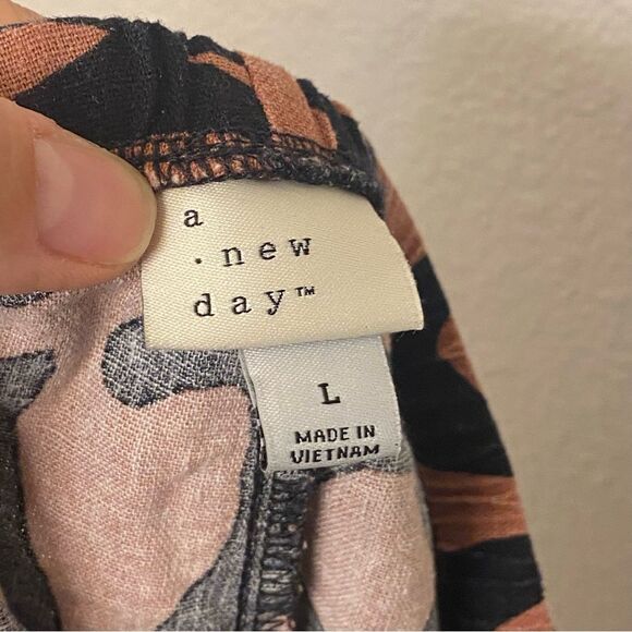 A New Day High-Rise Wide Leg Linen Pull On linen blend Pants palazzo brown L - Picture 10 of 12